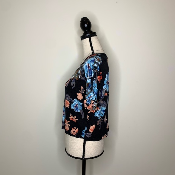American Rag • Cropped Floral Top - Picture 3 of 5